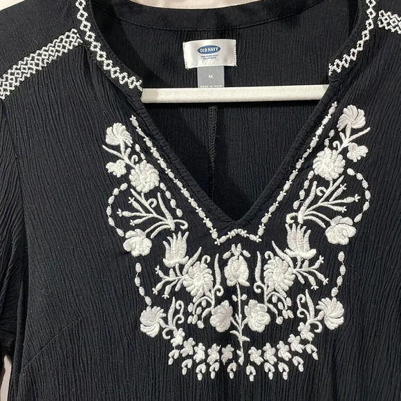 Old Navy Long Sleeve Embroidered Dress M - Picture 5 of 16